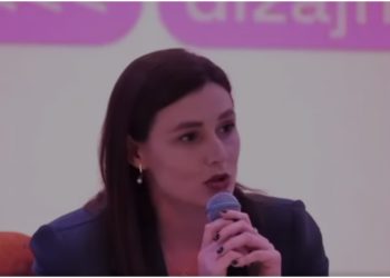 VIDEO/ Bora Muzhaqi ‘godet’ sërish: ChatGPT më bëri një fjalim shumë të bukur