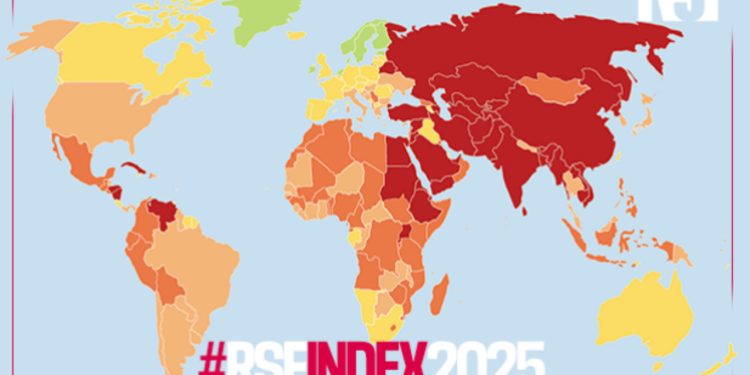 “Kuadër ligjor i mangët dhe rregullim partiak!” “Reporterët Pa Kufij”: Liria e medias në Shqipëri kërcënohet nga konfliktet e interesit të biznesit dhe politikës