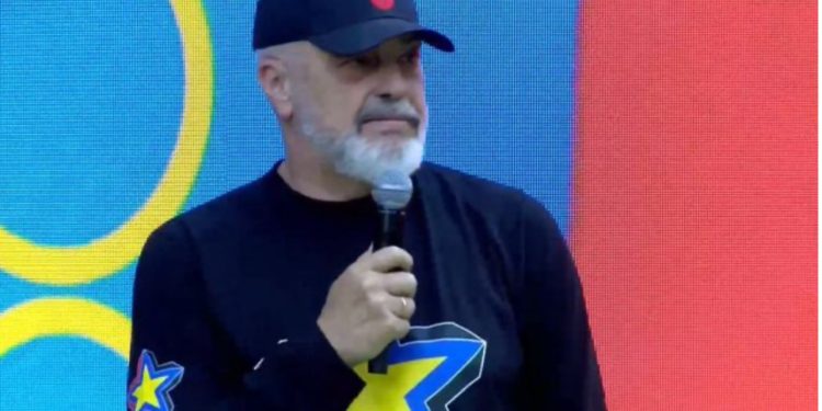 “Rruga e Arbrit do të rrisë investimet në turizëm”, Rama në Burrel: Ka konkurrencë mes dibranëve dhe matjanëve, mandatin e katërt do të bëjmë dhe rrugën që lidhet me Ulzën