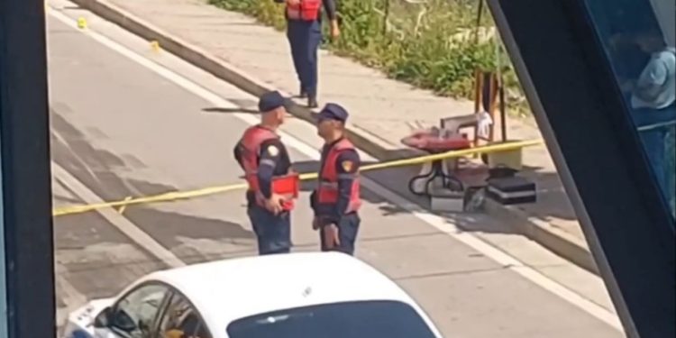 DETAJE nga ngjarja në Laç/ U qëllua në drejtim të një automjeti, katër persona të plagosur, kalimtarja u qëllua aksidentalisht 