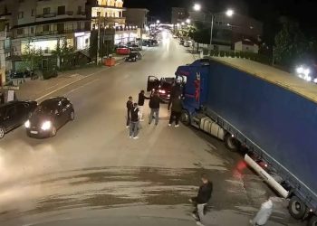 Incidenti me shoferin e kamionit, arrestohet vëllai i kandidatit për deputet në Korçë