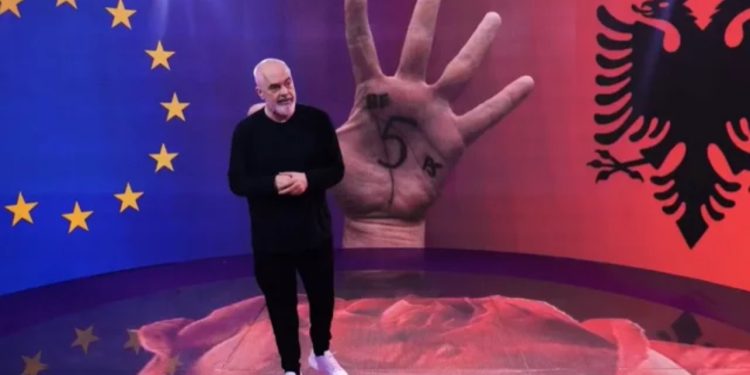 Rama çorodit fushatën e PS-së, u kërkon kandidatëve të bëjnë video-selfie për rrjete sociale: Në ditë për secilin prej jush 7-8! Profilet do të monitorohen