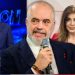 Edi Rama i tërheq vëmendjen Jonida Shehut në mes të emisionit: Mos mu bëj si Fevziu që rri me telefon, fokusohu