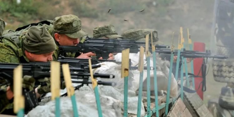 “27 jetë për kilometër”, BBC: Si pësoi Rusia humbje rekord në Ukrainë në vitin 2024?