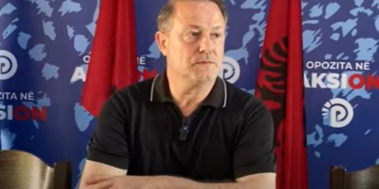 “PS po tenton të blejë qytetarët në Lezhë”/ Gjin Gjoni: Ka shpërthyer “lufta” mes kandidatëve në listë të hapur! PD ka ngritur ekipe vullnetare për mbrojtjen e votës