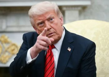 Trump urdhëron kufizime në kërkimin shkencor mbi viruset: Janë të rrezikshme, shkaktuan edhe pandeminë e COVID-19