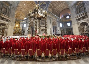 Procesi i zgjedhjes së Papës së ri, ndërpritet komunikimi telefonik në Vatikan gjatë konklavës më 7 maj