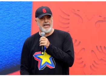 “Ai s’do individë të lirë, do skllevër!” Rama ironizon opozitën nga Kavaja: Kush fitoi primaret në gjithë Tiranën përfundoi në barkun e bufit