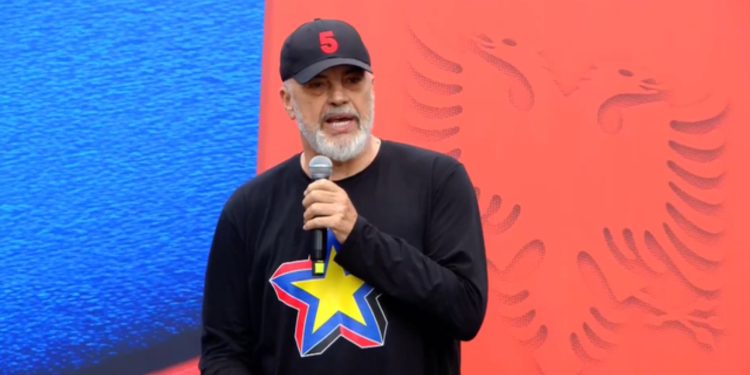 “Ai s’do individë të lirë, do skllevër!” Rama ironizon opozitën nga Kavaja: Kush fitoi primaret në gjithë Tiranën përfundoi në barkun e bufit