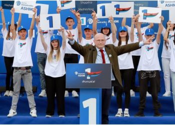 Këshilltari i LaCivita në Berat: Berisha nuk do të ndalojë së luftuari! Amerika është shumë e interesuar me atë që po ndodh këtu