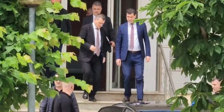 Dumani paradite zbarkoi në Shkodër, GJKKO lëshon 6 urdhër-kontrolle për anëtarë të shtabeve elektorale të PSD-së së Doshit