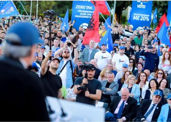 “Papë i ri u zgjodh një Donald Trump në Vatikan”/ Berisha nga Shkodra: Le t’i urojmë jetë të gjatë dhe sukseset më të mëdha në udhëheqjen e Vatikanit