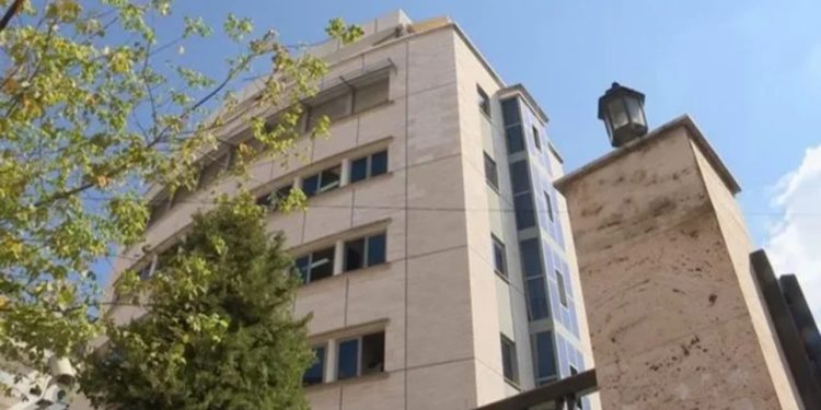 Prokuroria e Tiranës sekuestron pasuritë e ‘të fortit’ me tre emra