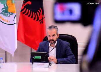 Nesër zgjedhjet/ Celibashi mesazh qytetarëve, partive politike dhe gazetarëve: Duhet të presim me qetësi të shohim verdiktin