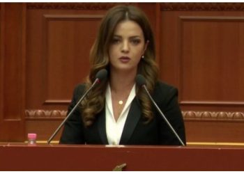 Arrestimi i bashkëshortit të saj, reagon Elda Hoti: Polici politike, përdoret nga Ulsi Manja