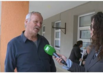 Çudira shqiptare! 101 vjeçaren në Fier nuk e lejojnë të votojë