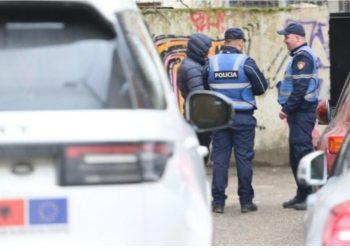 EMRAT/ Të shtëna me armë zjarri në Milot, zihen dy persona në Qendrën e Votimit, Policia: Nuk gjetëm gëzhoja