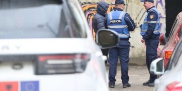 EMRAT/ Të shtëna me armë zjarri në Milot, zihen dy persona në Qendrën e Votimit, Policia: Nuk gjetëm gëzhoja