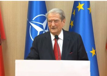 A do ta pranojë rezultatin nëse fiton PS-ja? Berisha: Unë pres sovranin…