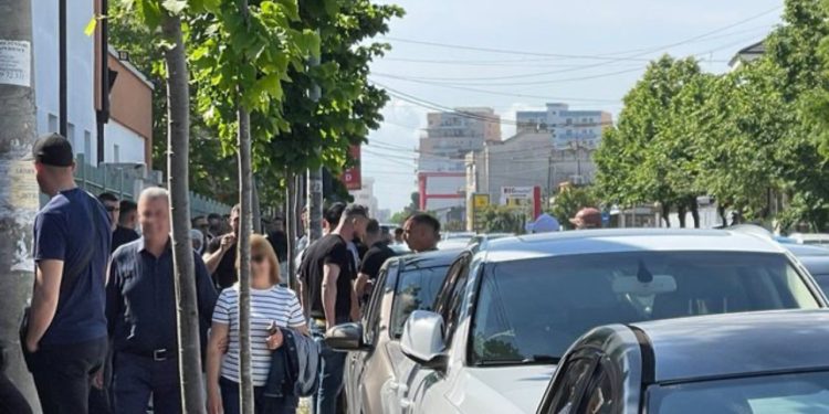 BIRN: Krimi i organizuar “orientoi” votën në Durrës