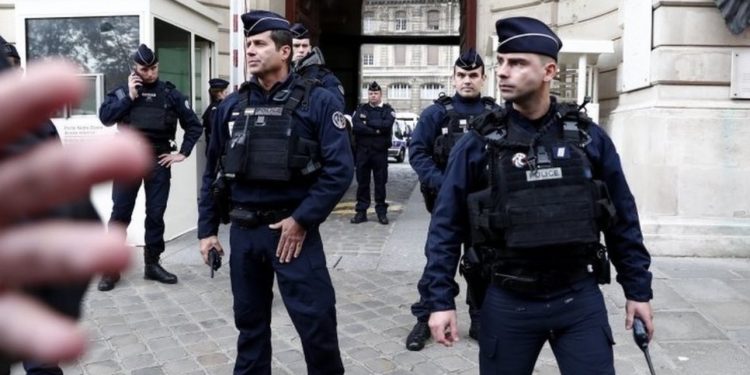 Tentativë pengmarrjeje në Paris, agresorët sulmojnë vajzën e bosit të kriptovalutave