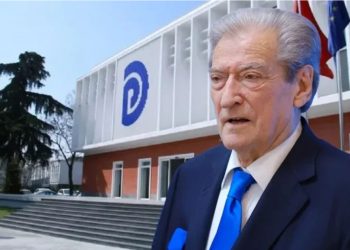 Zgjedhjet/ Njoftohet mbledhje urgjente në selinë blu, Berisha thërret drejtuesit politikë të PD-së në qarqe