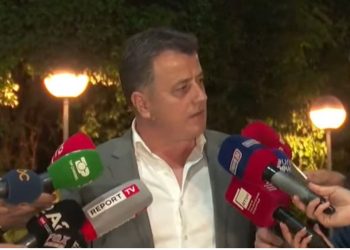 Noka: Administrata nuk funksionon në shërbim të qytetarëve por qeverisë! Janë dhënë mijëra euro që demokratët mos të votojnë