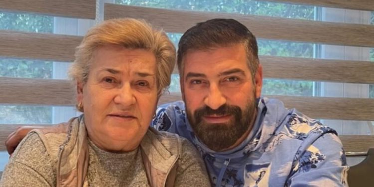 Ndërron jetë nëna e Medës, lajmin e ndan bashkëshortja e këngëtarit