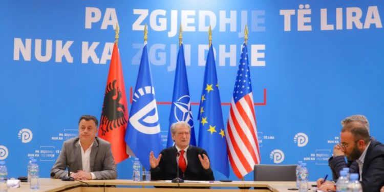 “Krimi u kthye në faktor elektoral”, Berisha: Ky proces pati rezultat final grabitjen më të madhe të votës në 33 vjet pluralizëm