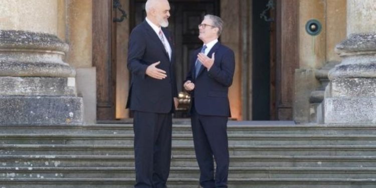Kryeministri i Britanisë, Keir Starmer zhvillon sot vizitë zyrtare në Tiranë! Zbardhet axhenda, pritet firmosja e një marrëveshje