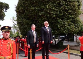 Kryeministri Edi Rama pret në takim homologun britanik Keir Starmer