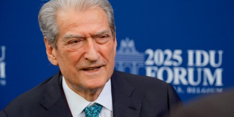 Farsa elektorale/ Berisha nga Brukseli: Partitë pjesëtare të IDU mbështesin 100% përpjekjet e PD dhe opozitës shqiptare për rikthimin e votës së lirë