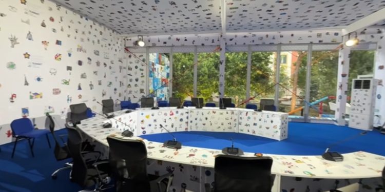 Samiti i Komunitetit Politik Europian sot në Tiranë, Rama ndan pamjet nga brenda strukturës ku do të mbahet aktiviteti