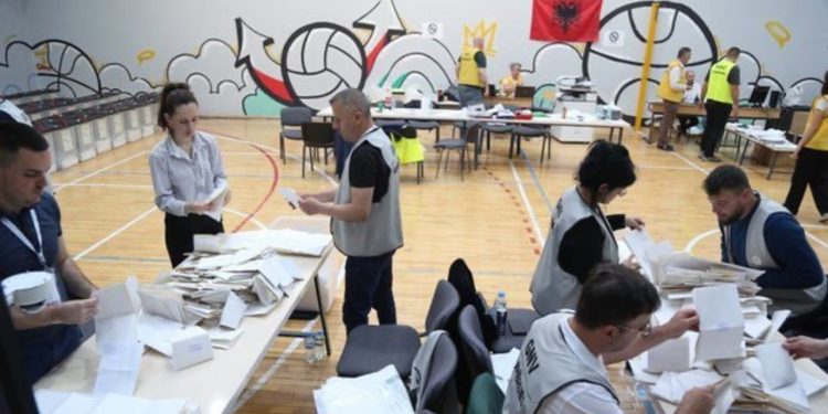 Arrestohet vëzhguesi që goditi sekretarin e KZAZ 30, në kërkim 40-vjeçari, ja roli i tij