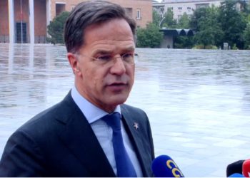 Rutte në Tiranë: Putin bëri gabim në lidhje me negociatat