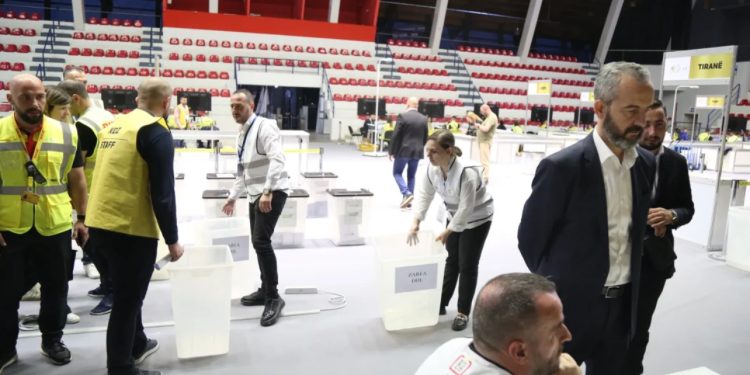 PD kërkon kontestimin, numëruesit e saj refuzojnë votat e Greqisë