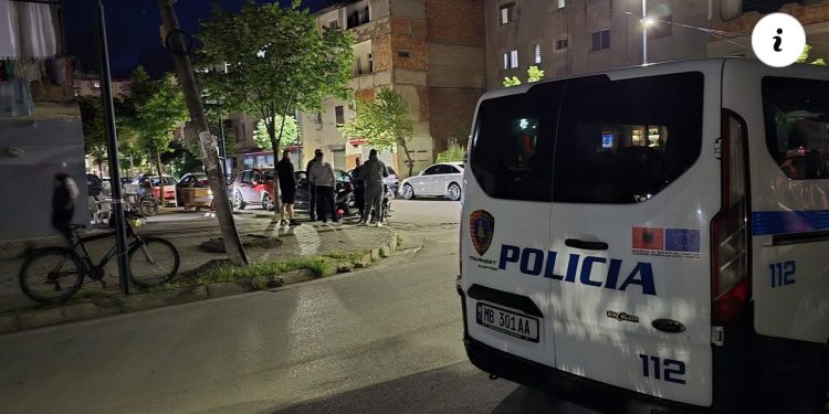 Plagosje në Durrës, një person qëllohet me thikë