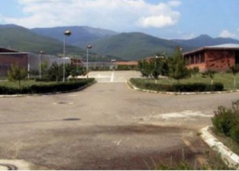 Përkujtohet 26-vjetori i ngjarjes së Dubravës, aty ku serbët vranë 160 të burgosur shqiptarë