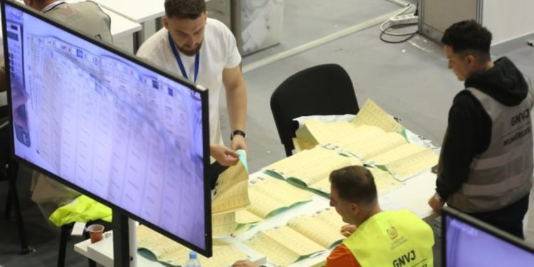 Përfundon numërimi i votave të diasporës në qarkun Tiranë, Olta Xhaçka dhe Ornaldo Rakipi hyjnë në Kuvend, mbesin jashtë Blerina Gjylameti dhe Xhemal Qafalia