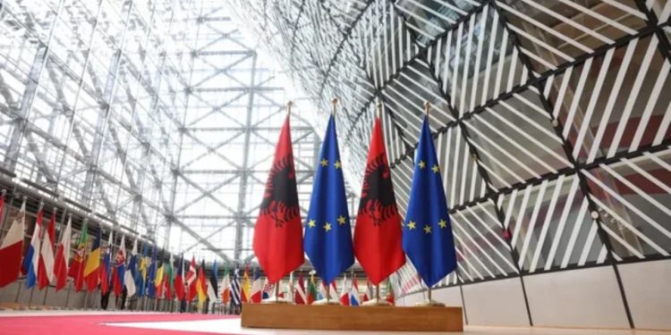 Sot Konferenca e Pestë ndërqeveritare! Hapen negociatat e Shqipërisë për kapitujt e grupimit 3, ministri Hasani kryeson delegacionin në Bruksel