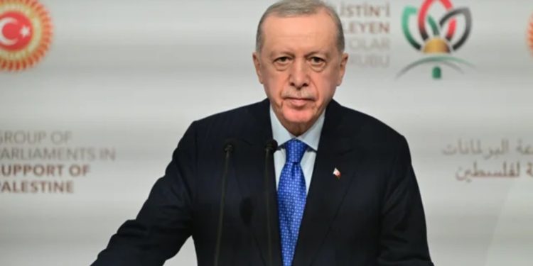 “Nuk kam ndërmend të kandidoj përsëri për president”/ Erdogan: Turqisë i duhet një Kushtetutë e re që pasqyron frymën e kohërave moderne