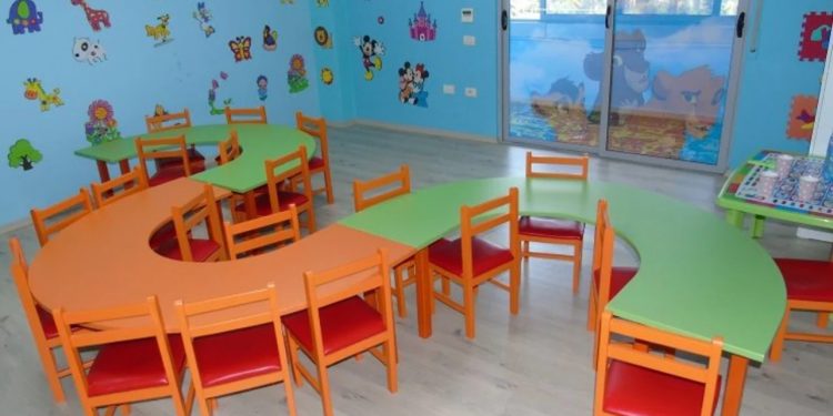 Helmimi i fëmijëve nga bakteri salmonela në Gramsh, ngrihet grup pune me inspektor higjene