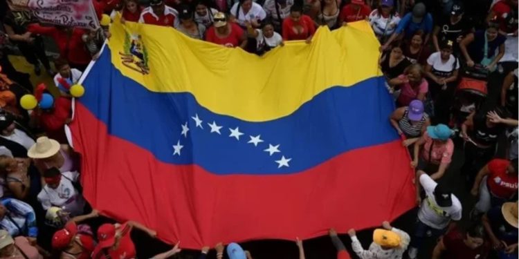 Mbahen sot zgjedhjet parlamentare në Venezuelë/ Votime në një ‘sfond abstenimesh’, arrestimesh të opozitarëve dhe pretendimesh për terrorizëm