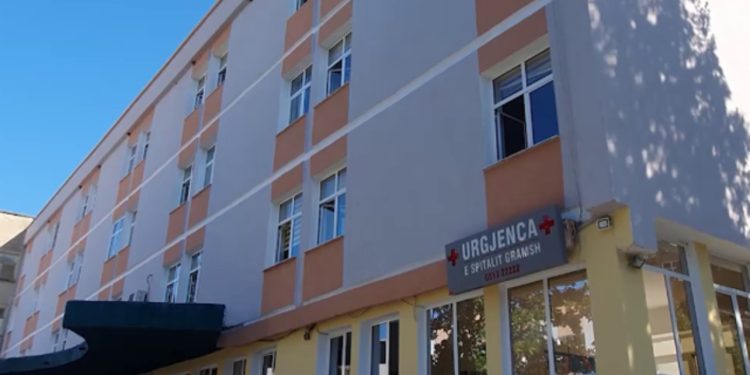 “Deri tani 5 raste me salmonelë”, mjekja mikrobiologe në Gramsh thirrje prindërve: Mos i kuroni fëmijët në shtëpi! Për çdo situatë kërkoni ndihmën e specializuar në spital