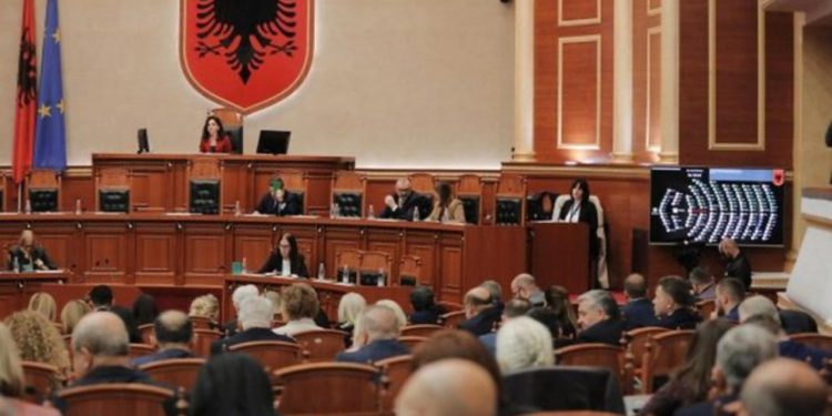 Rikthehen punimet e Kuvendit, më 29 maj Konferenca e Kryetarëve dhe seanca plenare