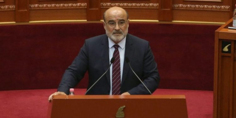 Mandati i Vullnet Sinajt/ Gjykata Kushtetuese rrëzon Kuvendin: Çështja na takon ne ta shqyrtojmë