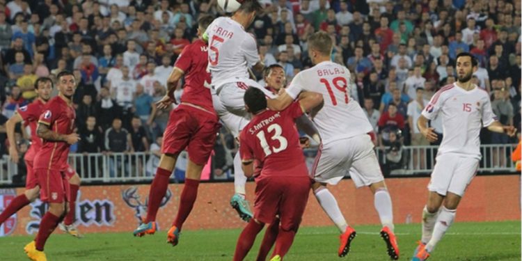 Shqipëri-Serbi / Aplikimet arrijnë shifër rekord, 200 mijë kërkesa për 22 mijë bileta