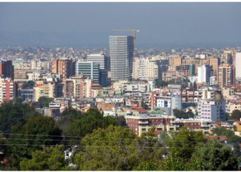 BIRN: Miliardat që mungojnë te rritja ekonomike