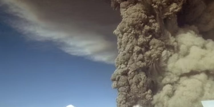 Alaska në alarm për shpërthimin e mundshëm të vullkanit gjigant! Rritet aktiviteti sizmik, banorët në panik