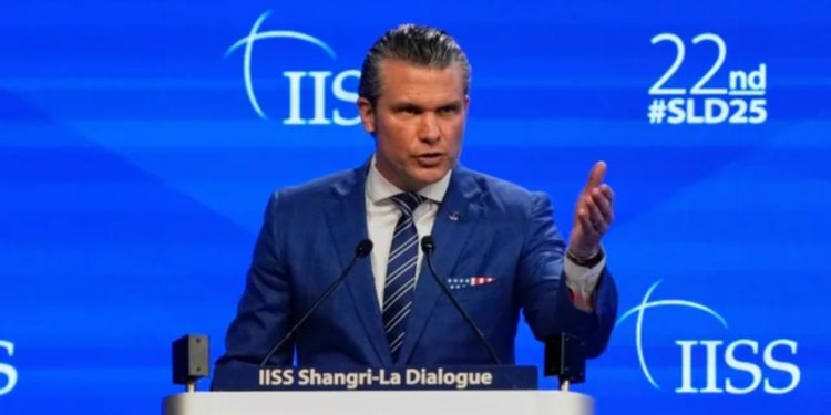 Sekretari amerikan i Mbrojtjes: Kina po përgatitet për një pushtim të Tajvanit! Kërcënimi është real dhe i afërt